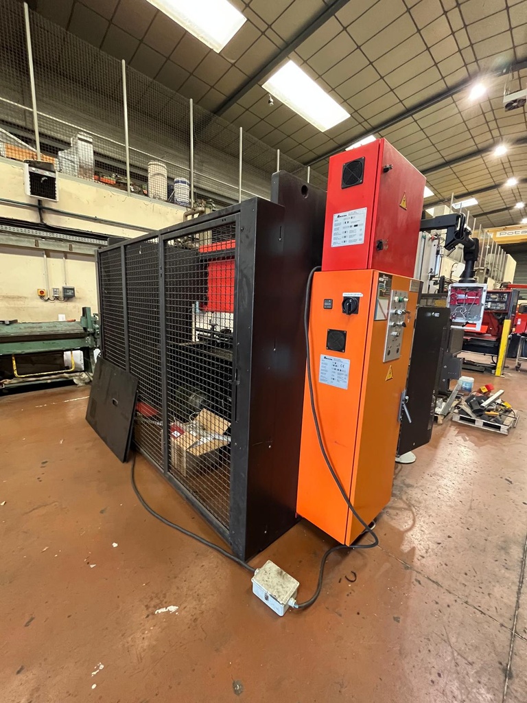 PRESSE PLIEUSE CNC AMADA ITS2 Back